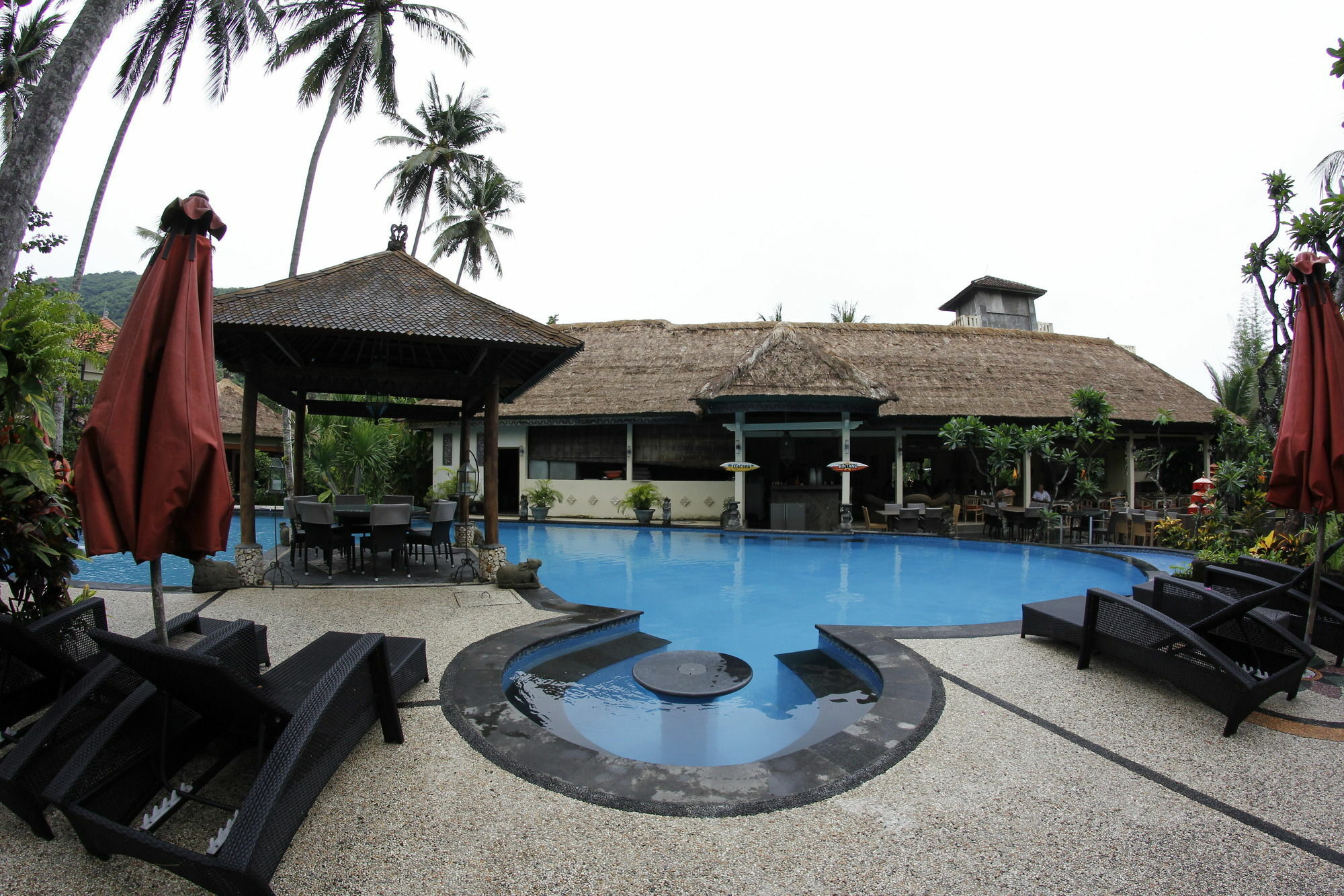 Bayshore Villa Manggis  Exterior photo